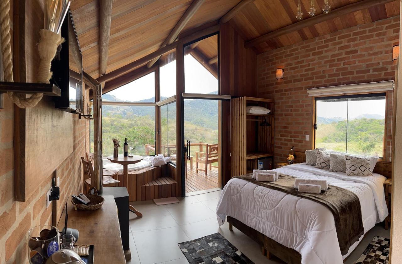 Pousada Ho'Oponopono Chalets & Wine 萨普卡伊米林 外观 照片