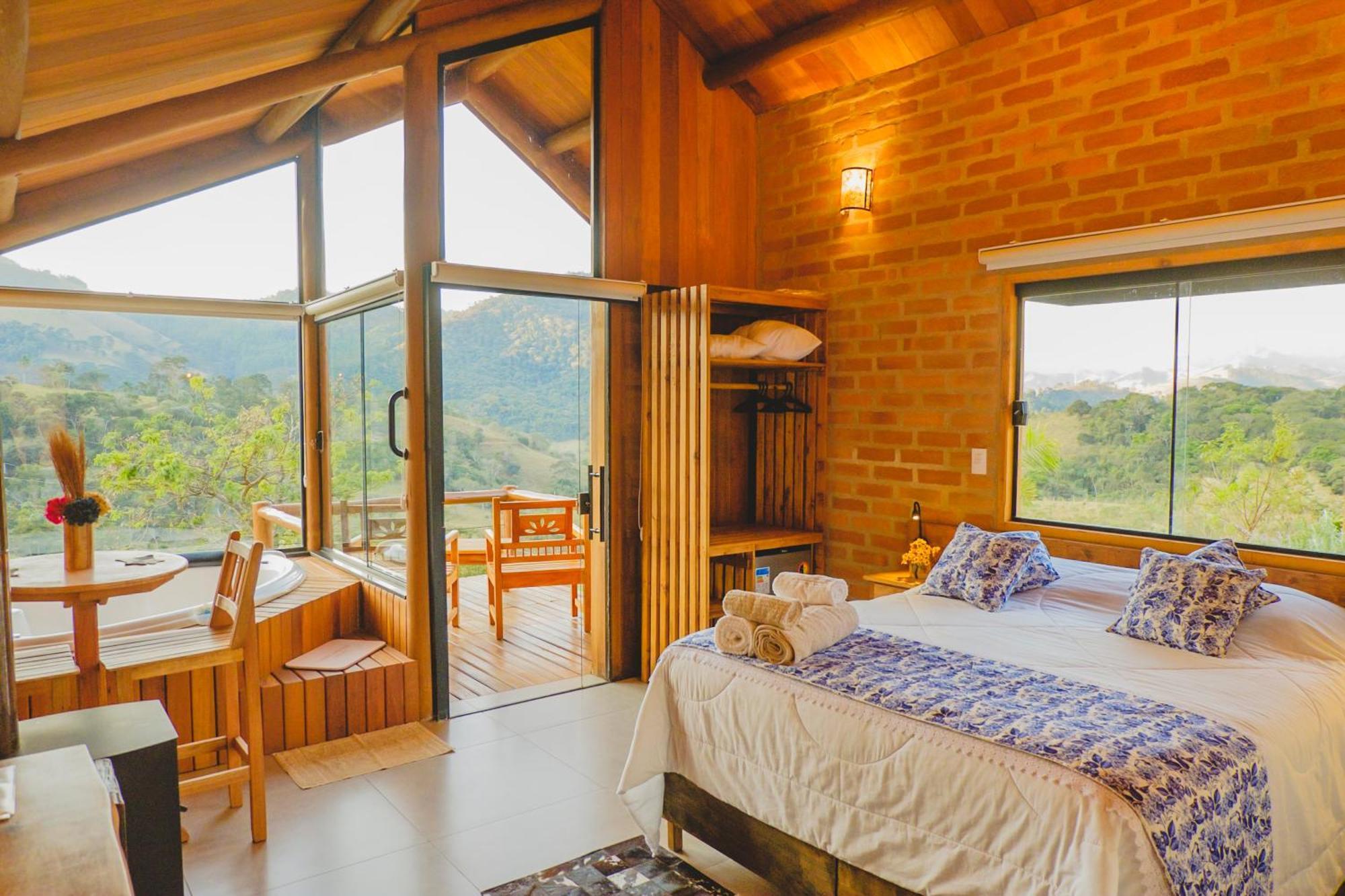 Pousada Ho'Oponopono Chalets & Wine 萨普卡伊米林 外观 照片